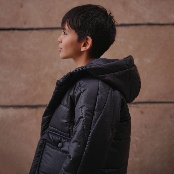 کاپشن یونا